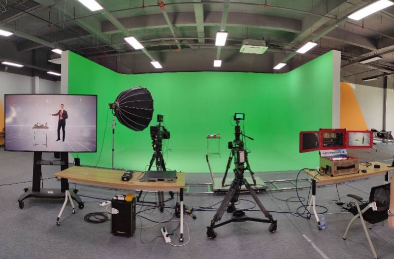 5G+超高清科技创新成果亮相粤港澳大湾区民营科技创新峰会