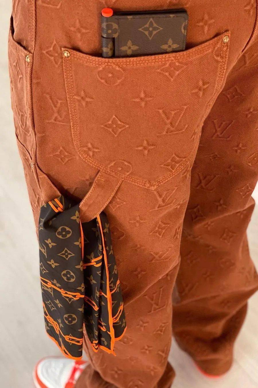 Vuitton Virgil 最爱的「伐木工裤」，你还没入手吗？