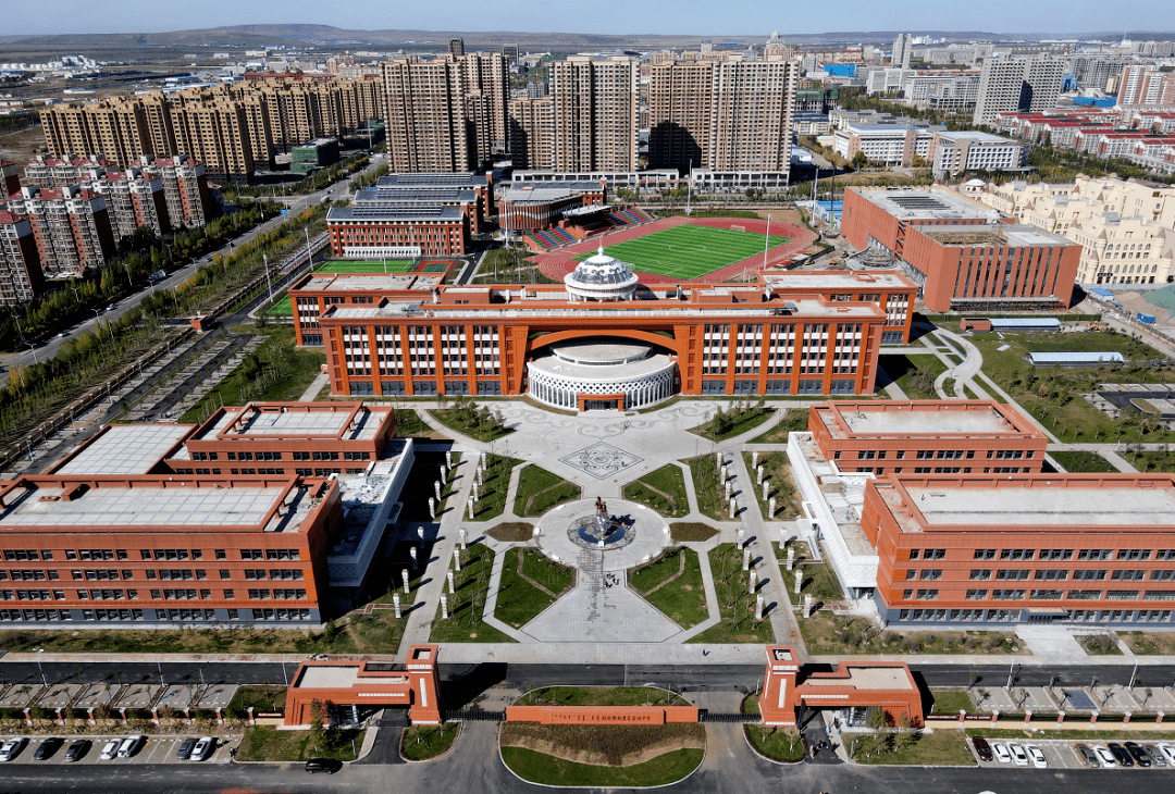 锡林浩特市蒙古中学图片