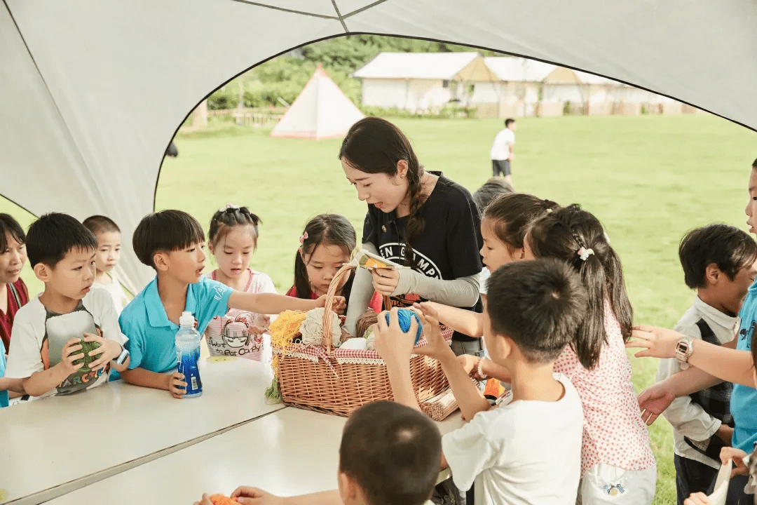 杭州自驾1h南浔桃花源般的亲子度假帐篷营地民宿丨慕仁露营淙星