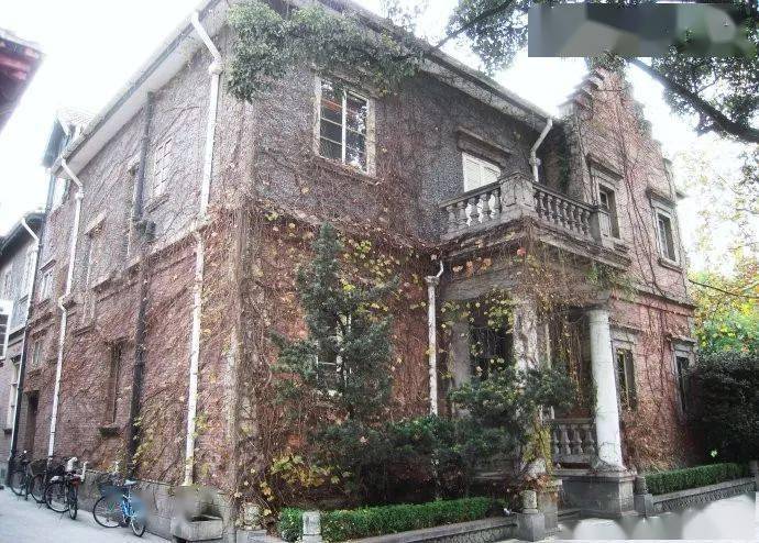 安福路201号满墙爬山虎身后是中西合璧的小楼庭院