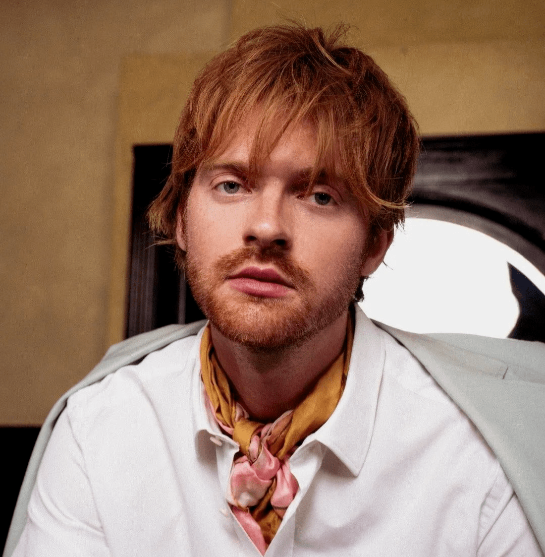 billie eilish 的哥哥也发专辑了!_finneas