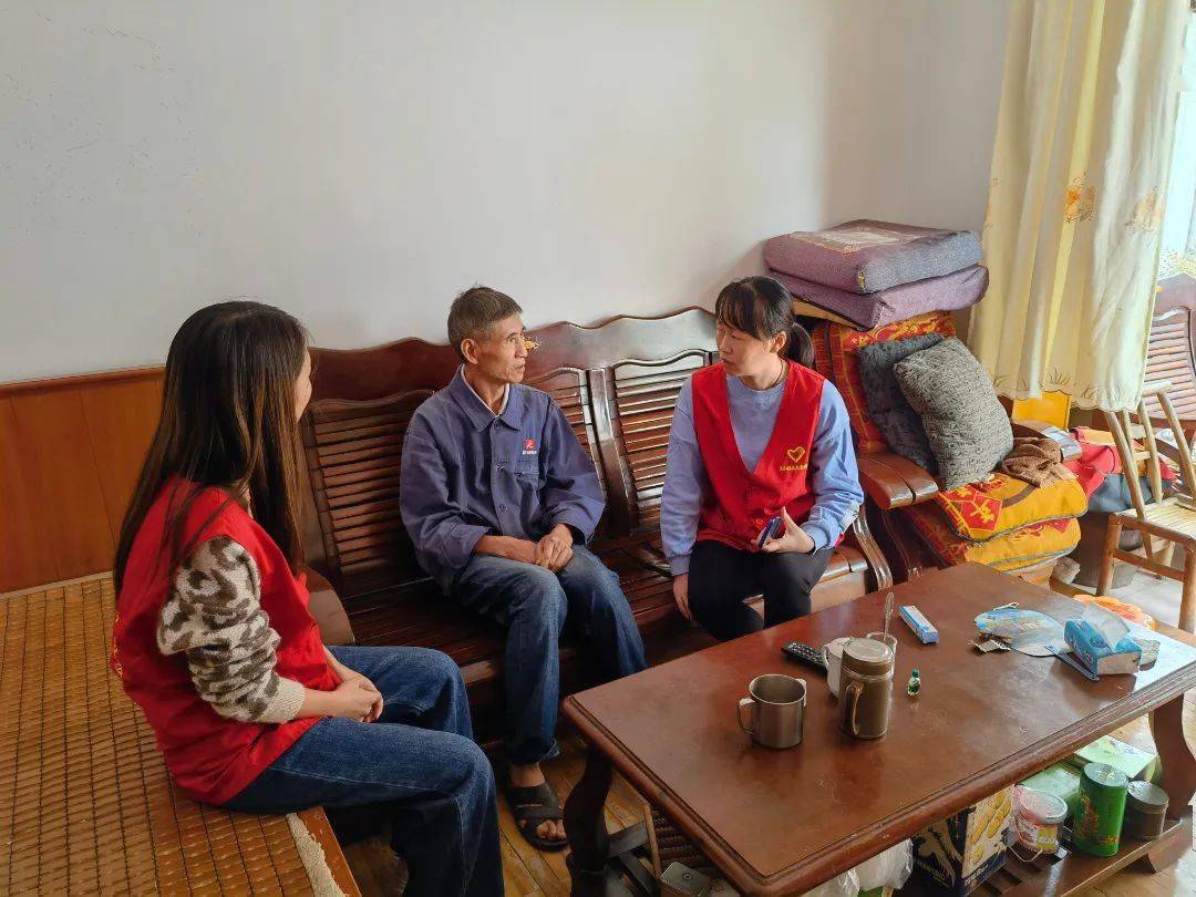 我为群众办实事亲情连线志愿服务活动暖心暖情