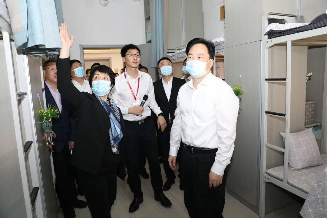 建设年轻人创新创业最向往城市 | 常州举行人才公寓建设现场推进会_青年