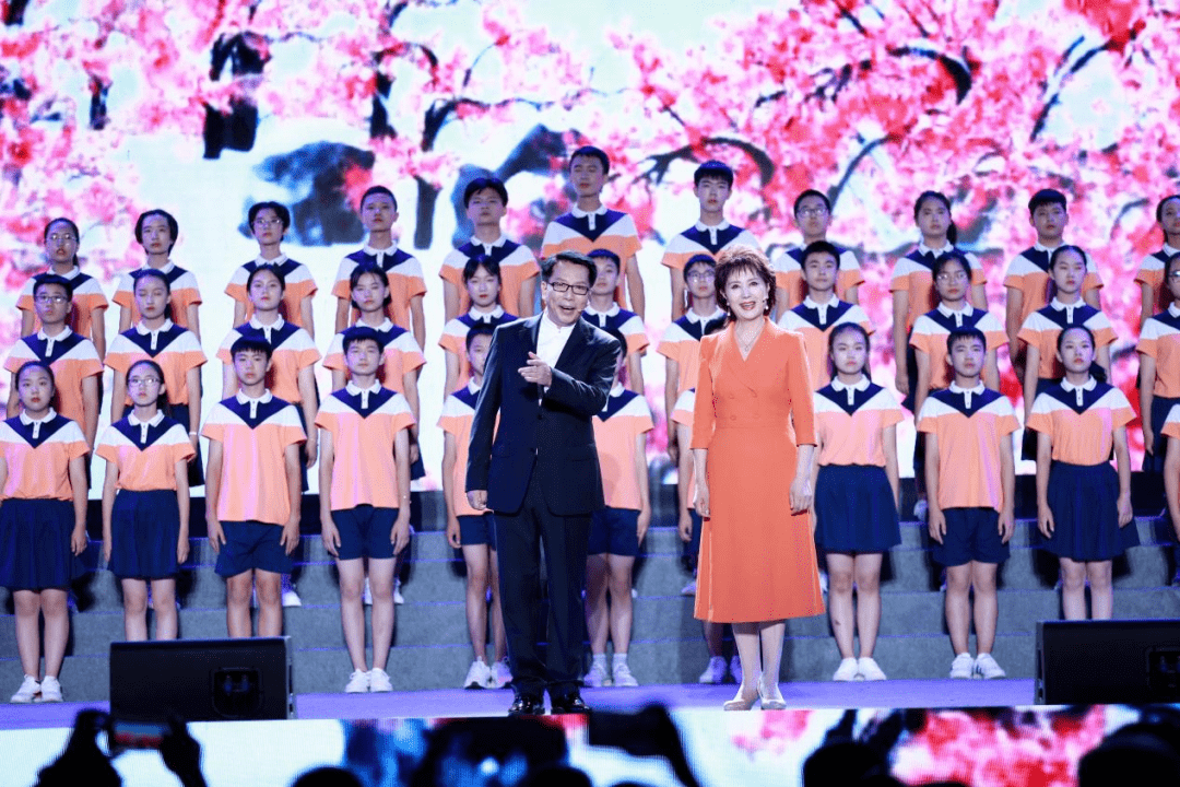 cetv诗意中国·书香宜春 "恰同学少年"第二届郑谷草堂诗词夏令营朗诵