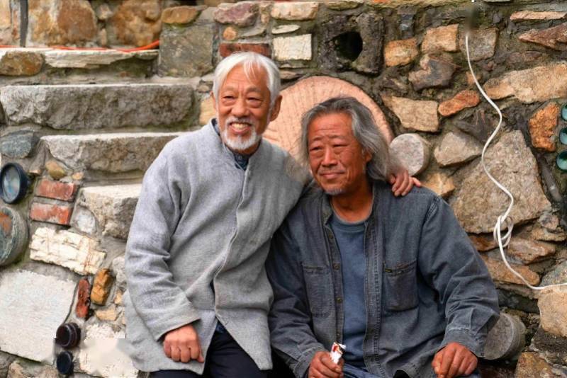 艺术|30多位文艺界大咖齐聚大黑山：纪念刘骁纯，看望于振立