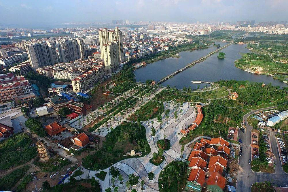 安海镇:新策划项目14个 计划总投资126亿