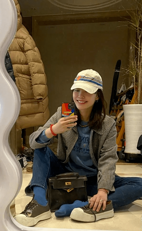 设计 听说白百何的OOTD，要盖着脸看