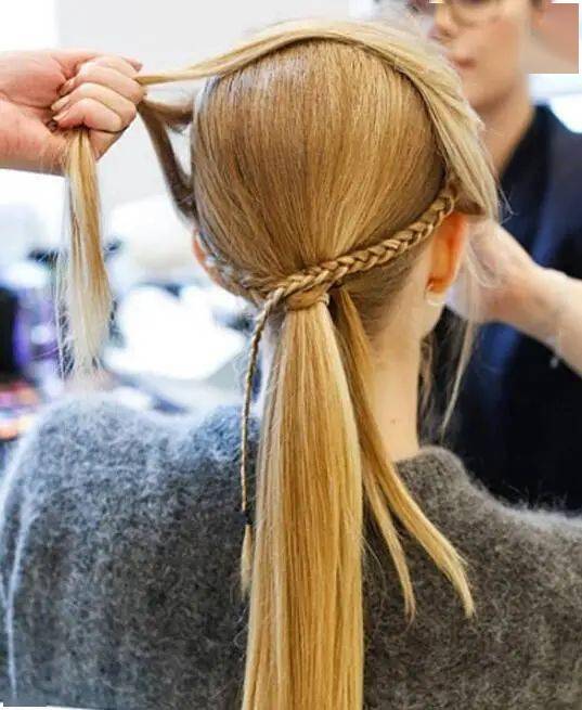 美女们4款欧美风编发发型给你不一样的气质体验