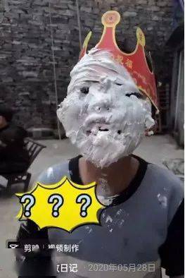 最美90后"支教网红"翻车事件:你们到底是教孩子还是毁孩子?