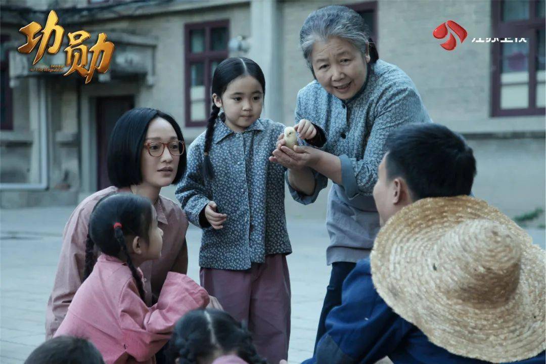 中国|?《屠呦呦的礼物》：平易中见崇高，永远不老的中国女性科学家深入人心