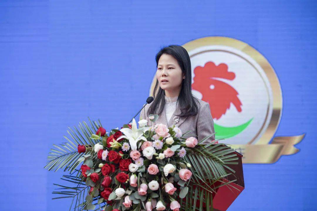 中国烹饪协会荣誉副会长冯恩援,原山东省旅游局副局长,山东省饭店协会