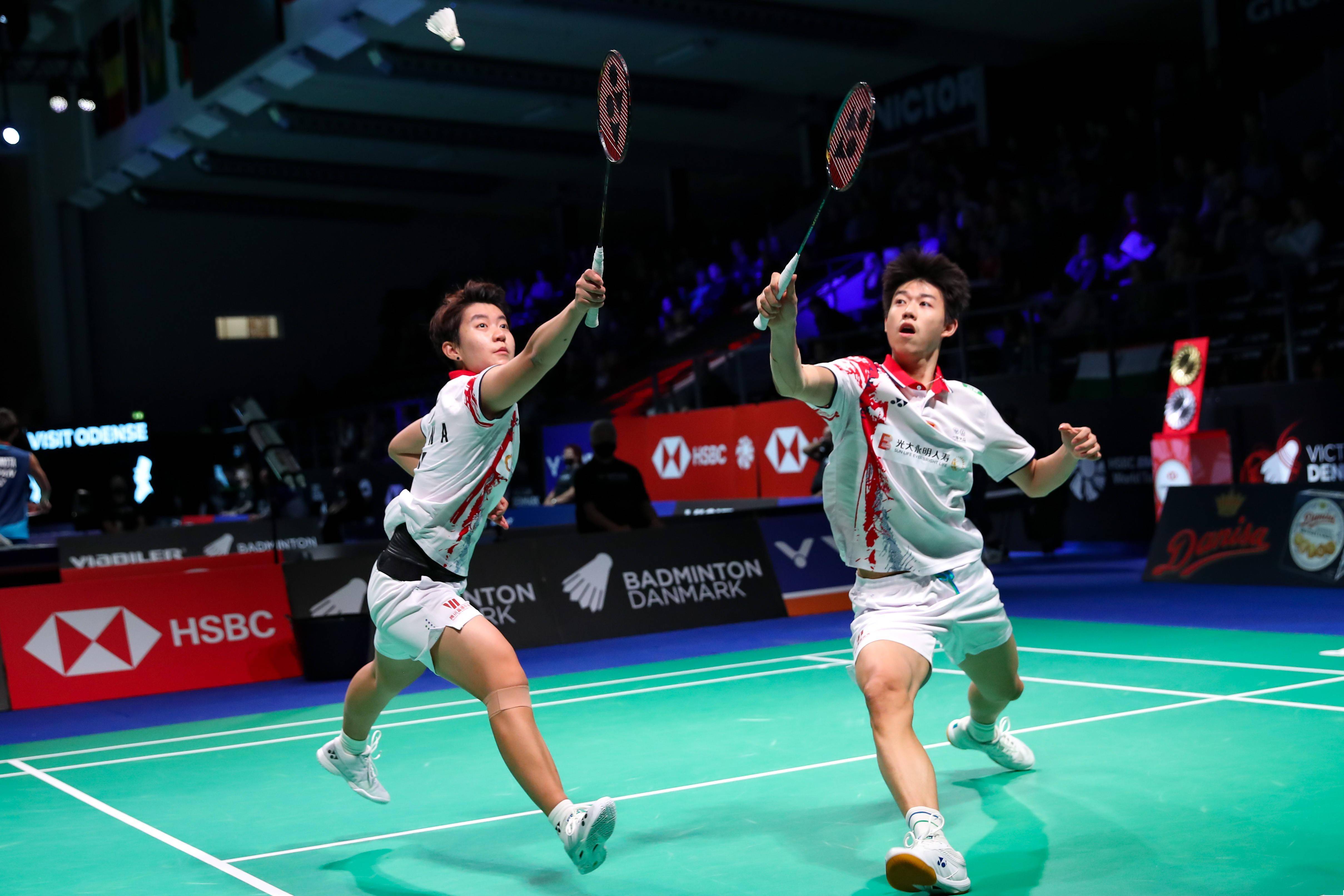 羽毛球丹麦公开赛冯彦哲杜玥晋级八强