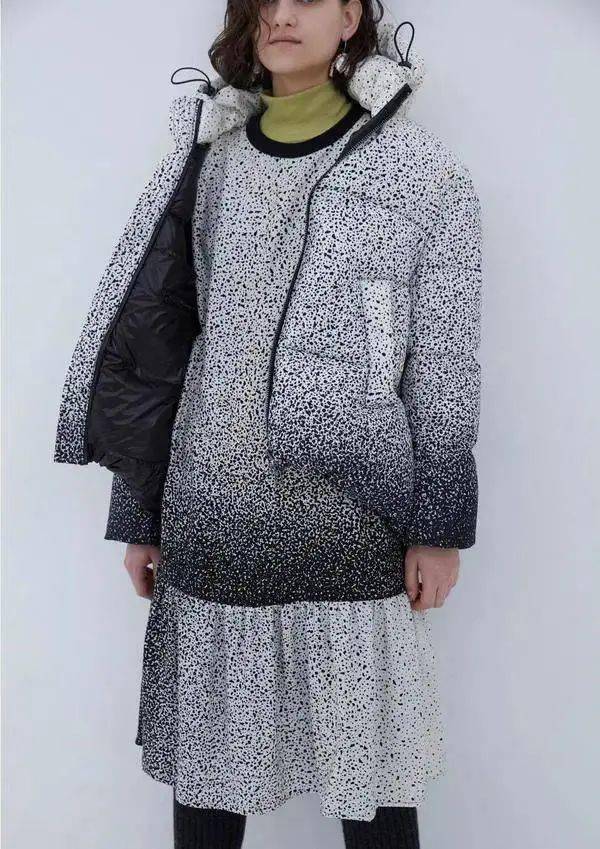 布面 2021/22/23秋冬羽绒服装设计趋势!设计指导丨2022 春夏女装流行面料