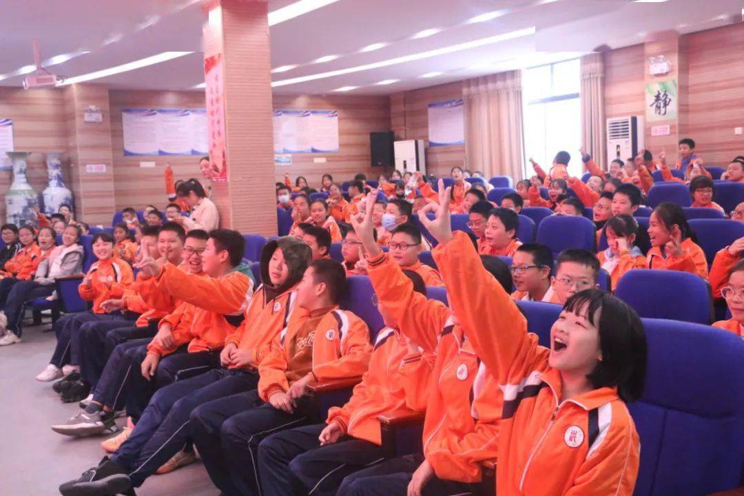 关爱成长救在身边校园守护南昌县红十字会应急救护走进洪州学校