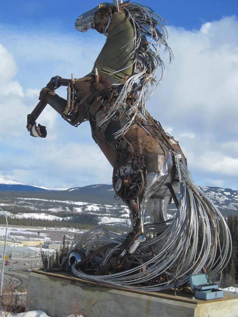 hasan novrozi金属蒸汽朋克雕塑