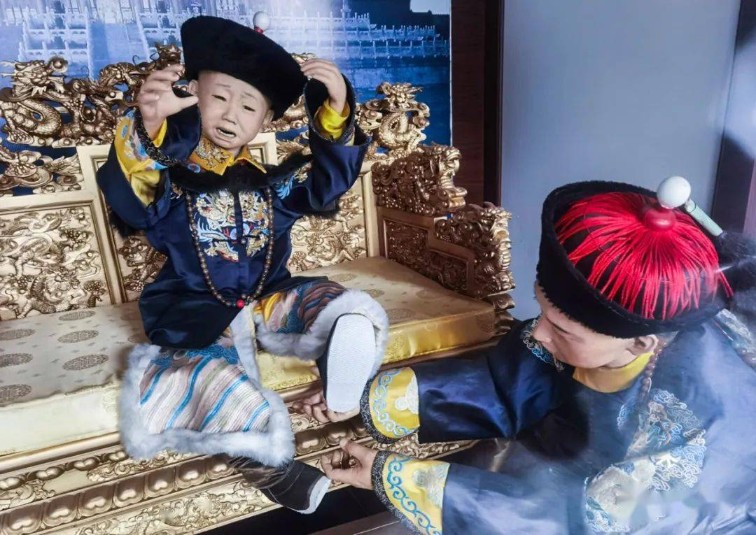 承德清代十二帝蜡像展