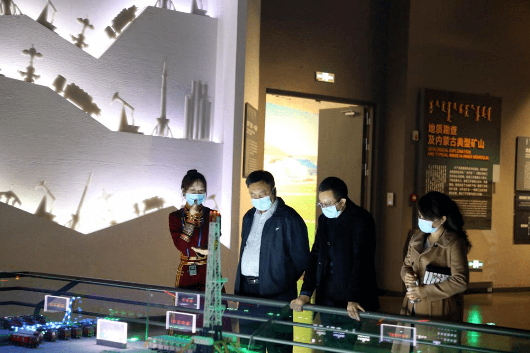 同一方水土，共一个家园，民族一家亲——自治区总工会青年走进内蒙古自然博物馆