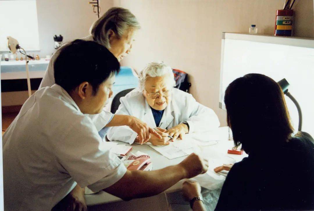 开拓者|我国妇科内分泌学开拓者和奠基人葛秦生逝世，享年104岁