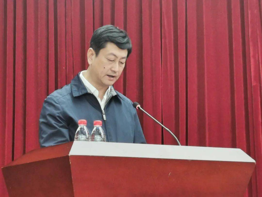 石磊参加全省立法工作会议_邯郸