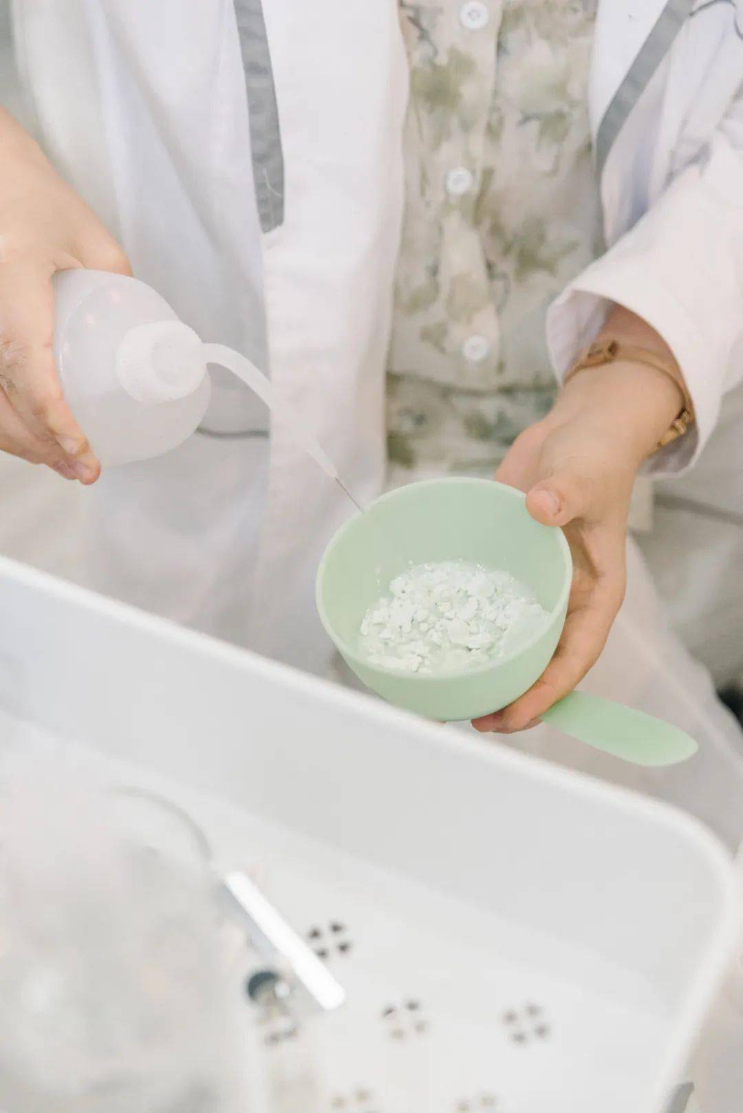 套餐【五店通用】来skin79做一次肌肤透亮管理，清洁补水做到位，后续保养才有效！
