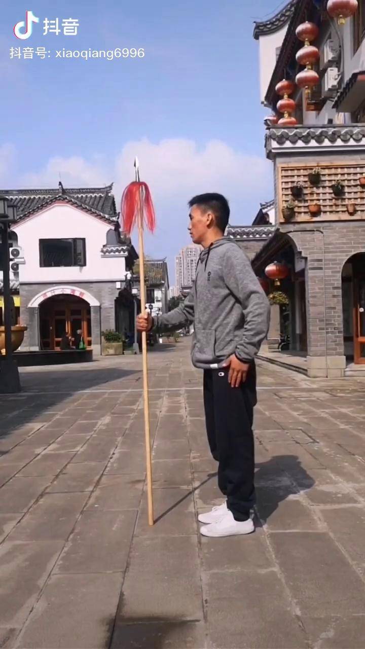 武术中的回马枪空翻弹跳体育生武术跳高中华武术传统武术高手在民间