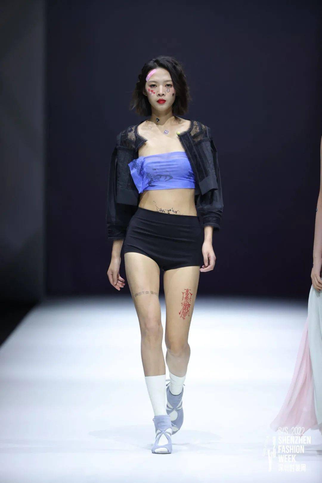 服装 S/S2022深圳时装周｜DAY4：别样角度，诠释「型」之烂漫