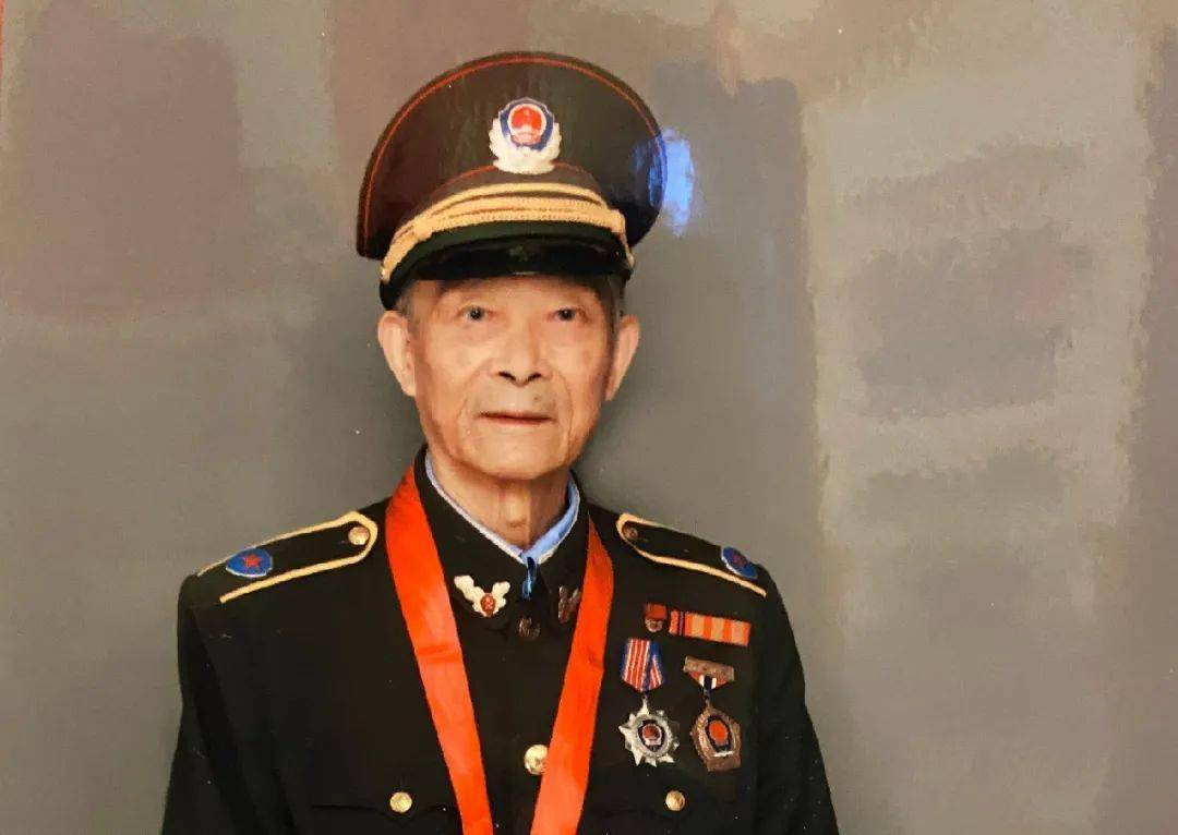 监狱人民警察的我和我的父辈