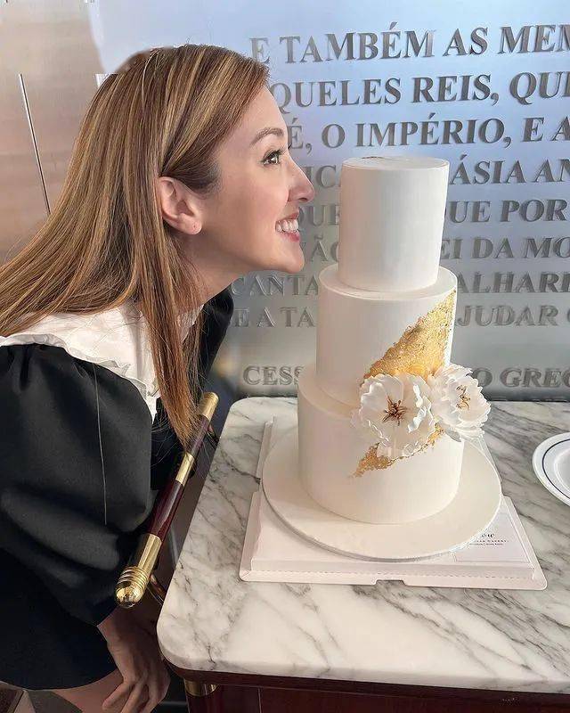 陈凯琳|感动到哭！龙凤胎弟弟补办喜酒，陈凯琳大晒与一对新人合照！