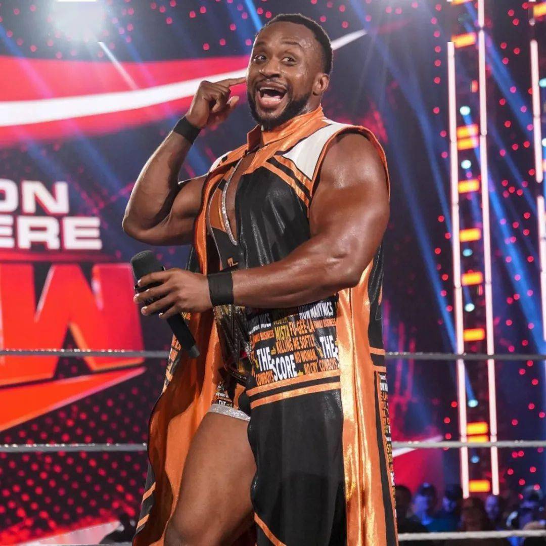 wwe冠军大e带出raw最差收视,罗林斯会否是接盘最佳人选?_比赛