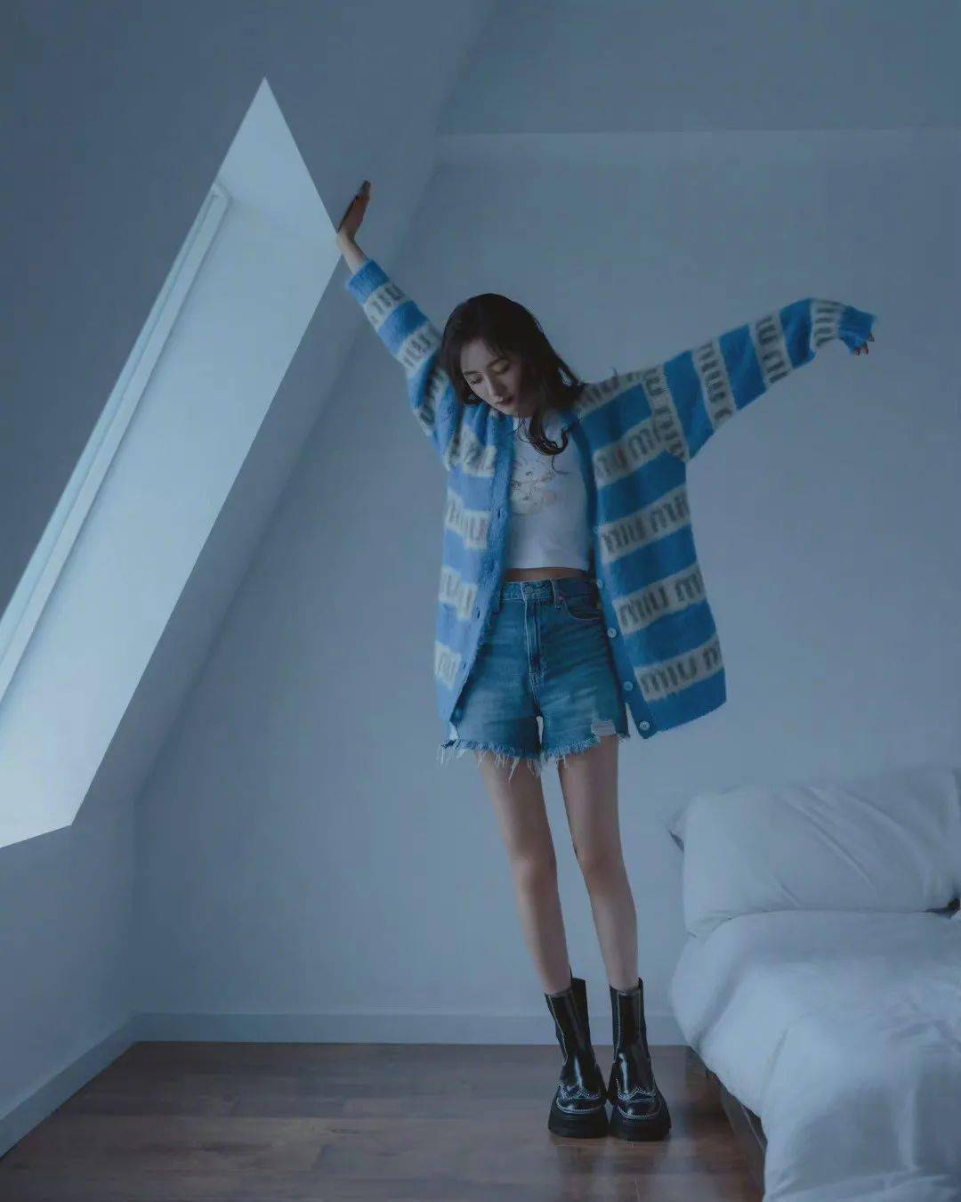 牛仔服 针织衫别收,趁着回温再美一波!