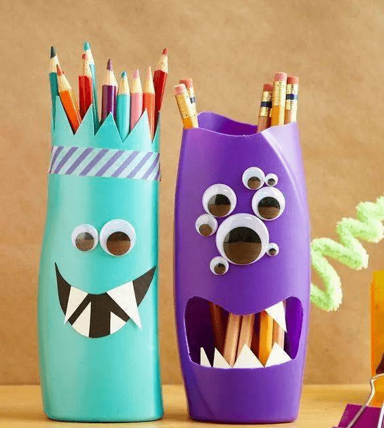 吉阳区青少年实践活动之我为环保代言废弃物利用青少年公益实践活动