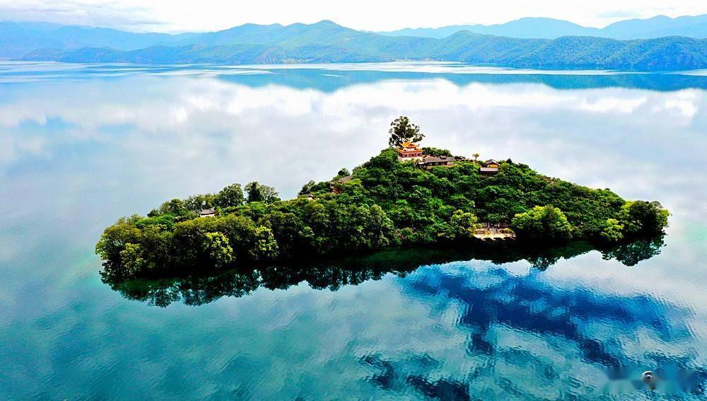 泸沽湖蛇岛之谜图片