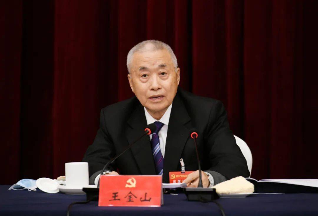 王清宪参加省第十一次党代会阜阳代表团审议时强调:提升思想方法 改造