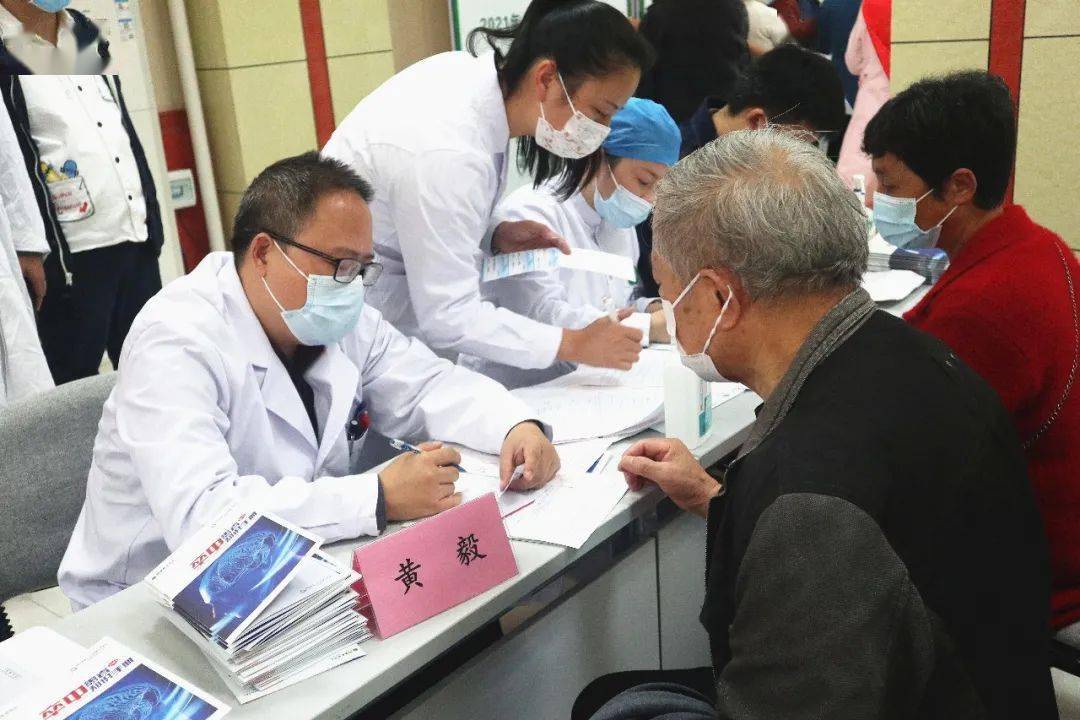 湖北省"323"攻坚行动万人脑卒中大筛查新洲站启动