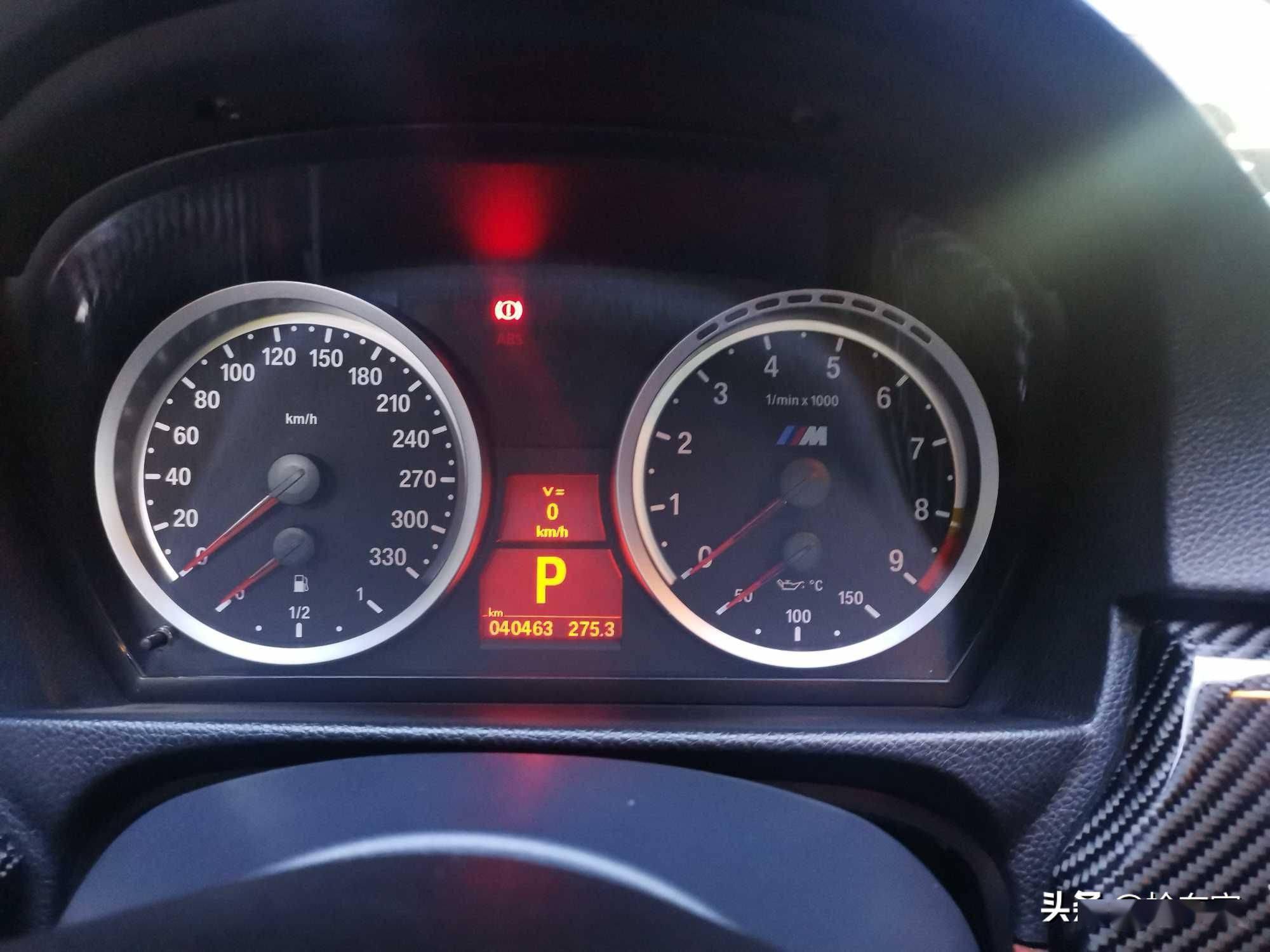 强大的推背感将你紧紧按在头枕上,仪表盘频繁闪动的升挡提示,就一