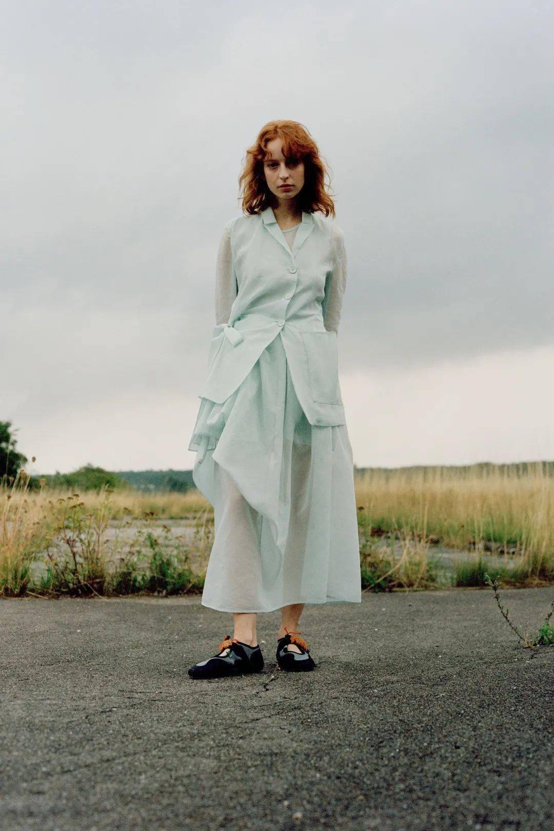 品牌 为「童话」找到合适的安放,来自北欧的浪漫!Cecilie Bahnsen将心跳融入到雨声、风声、吉他声中!