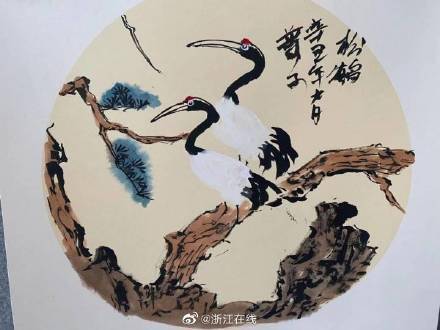 视力|仅凭微光和感觉！衢州视障男子5分钟完成一幅画