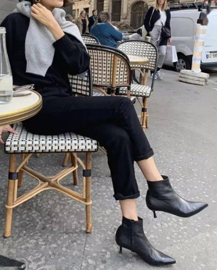 法国 入冬这样穿,也太太太好看了吧!