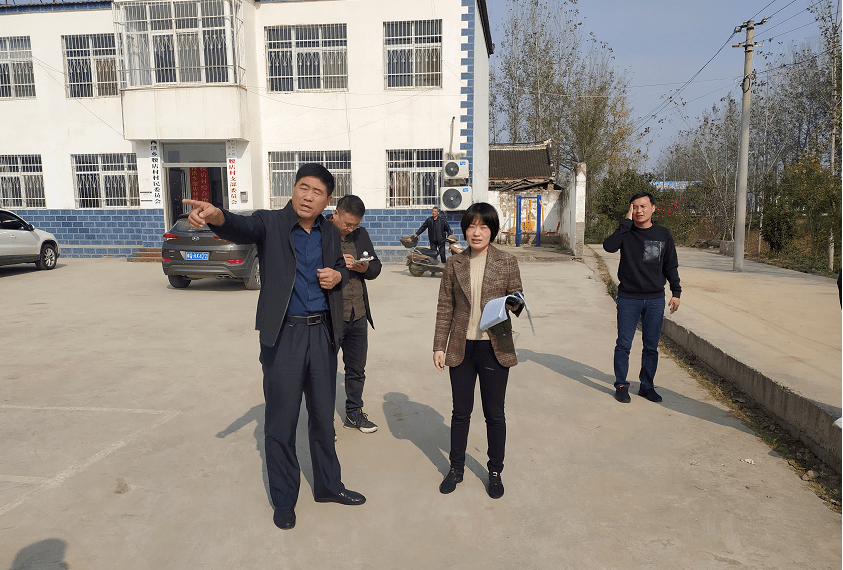 随后,朱瑞霞还对中原银行,中医院,西关汽车站等窗口