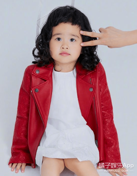 包文婧|还记得包贝尔的女儿饺子吗？她长大变美了！