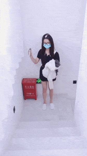 曾舜 飘雪换装挑战活活变成了明星睡衣大赏！