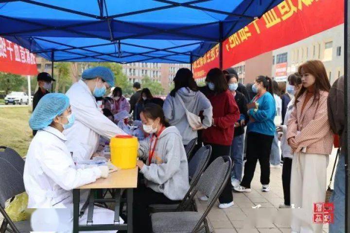 杨雨萌 眉山造血干细胞捐献第一人 为你点赞 娱乐八卦 男人窝