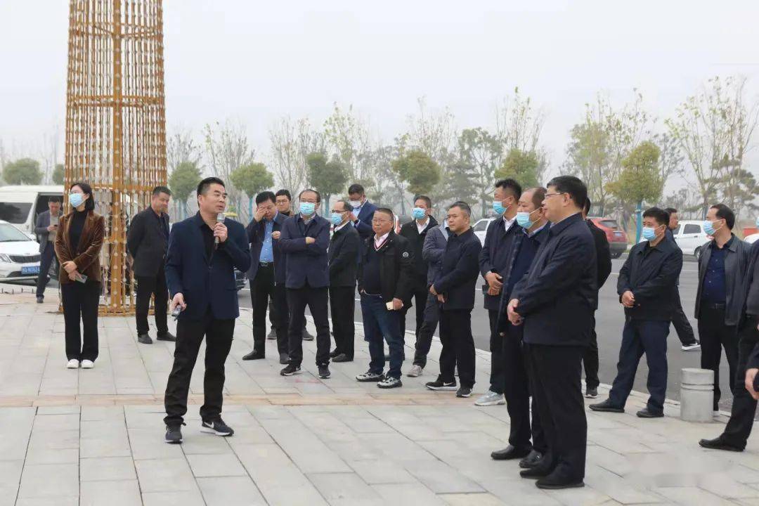 11月2日,县委书记贾松啸,县长党建凯带领桐柏党政考察团来到驻马店市