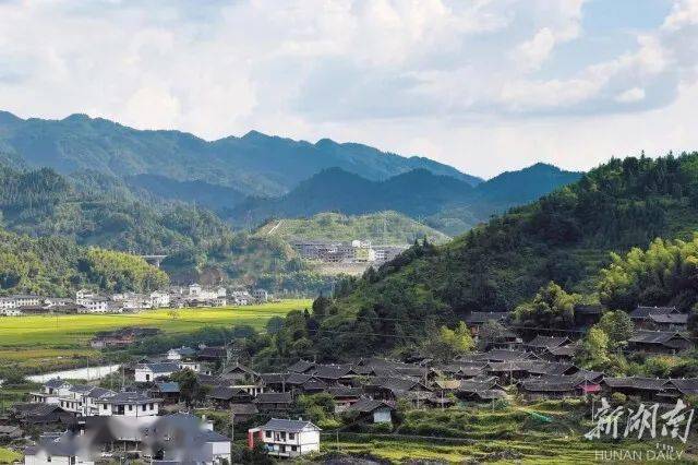 溆浦地北斗溪镇文旅小镇出深山乡村振兴展新颜