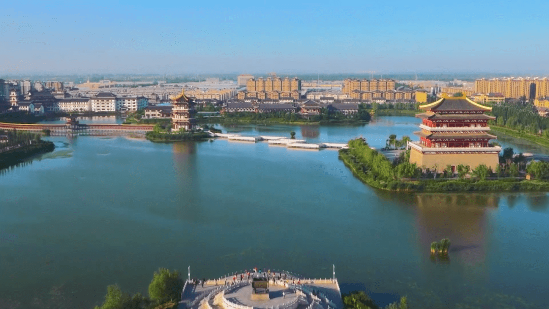 灵武市今年7月10日,宁夏国家葡萄及葡萄酒产业开放发展综合试验区落户