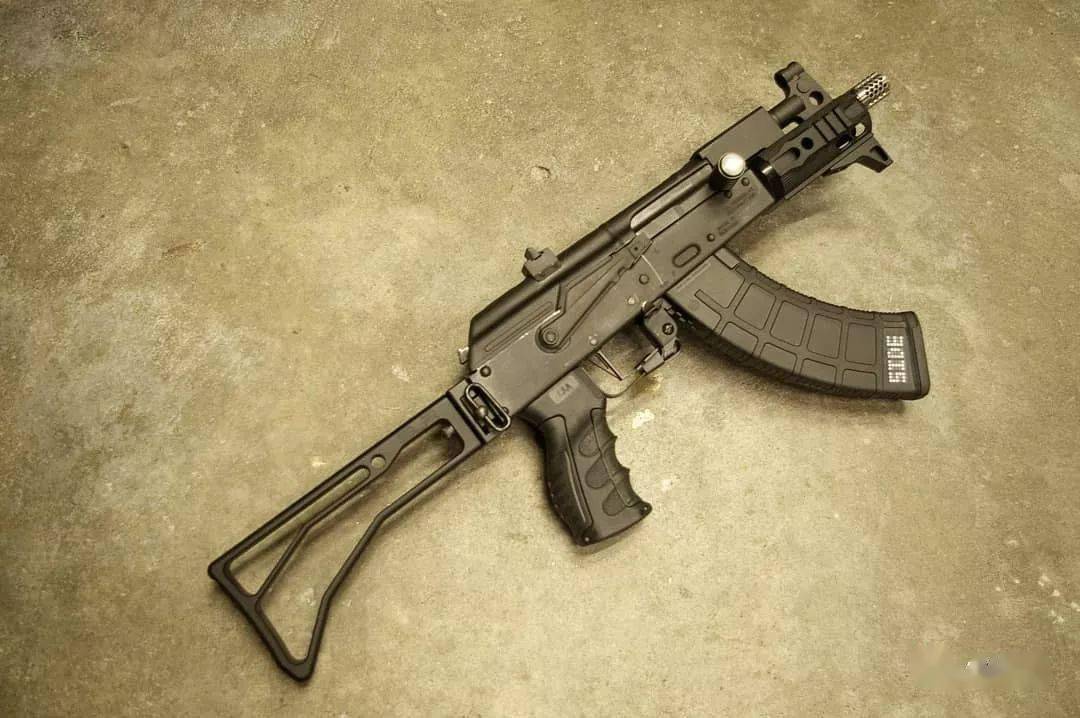 【ak手枪】如果无依托射击ak 您还有信心打的准吗?