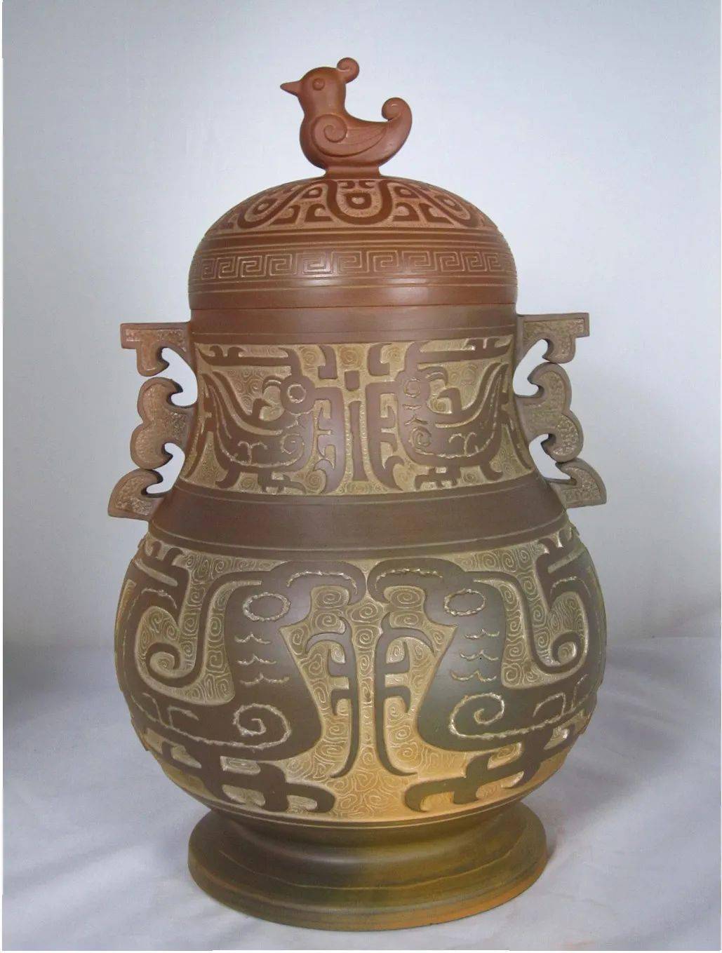 坭兴陶大师籁石:专心专注,臻于至善_钦州