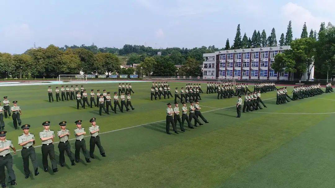 重庆航空航天职业学院图片