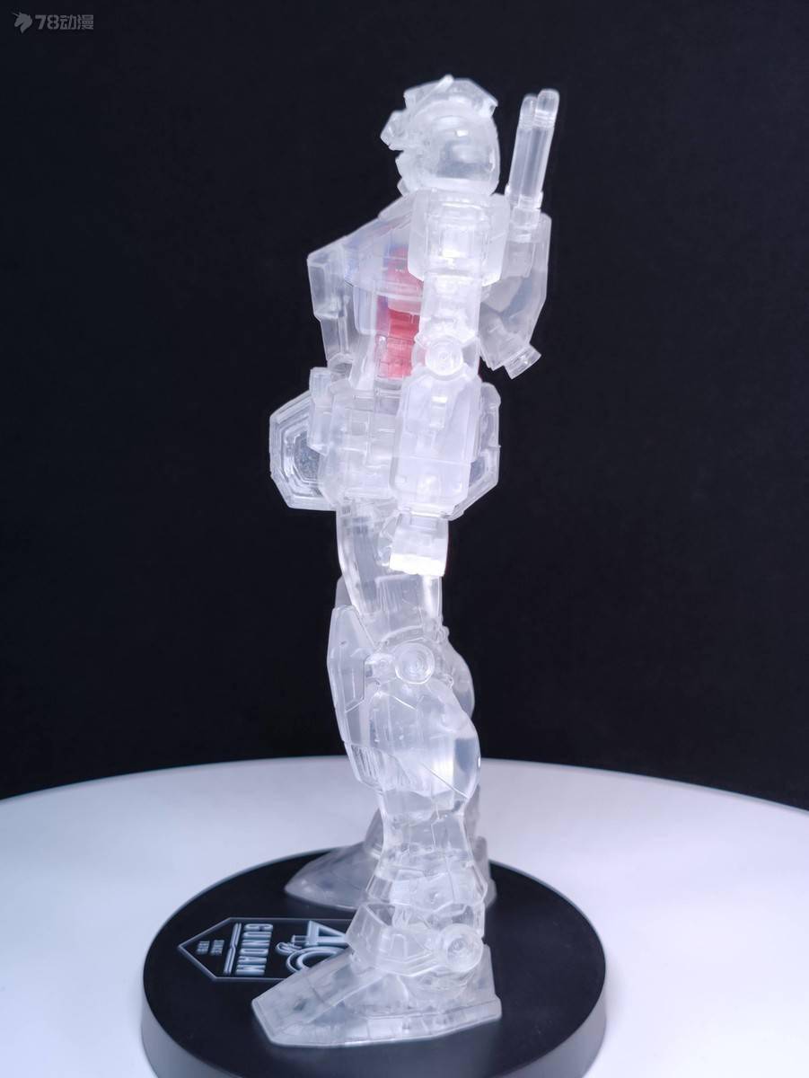 系列模玩资讯：眼镜厂 景品 内部结构系列 RX-78-2 元祖高达